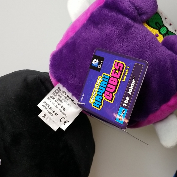Bundle of 3 Kawaii Cubes plushies ( Batman, Joker, Superman) - Picture 7 of 9
